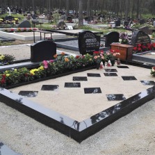 Graniidist hauapiire - Hauapiirded | Hauakivid | Hauaplaadid - Hauakivi Salong OÜ