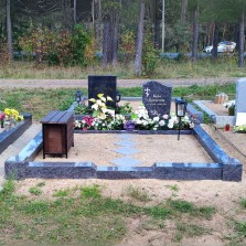 Graniidist hauapiire - Hauapiirded | Hauakivid | Hauaplaadid - Hauakivi Salong OÜ