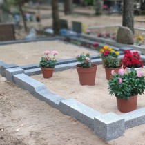 Graniidist hauapiire - Hauapiirded | Hauakivid | Hauaplaadid